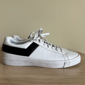 Pony Women's 8 White Black Faux Leather Low Top Lace-Up Casual Retro Sneakers